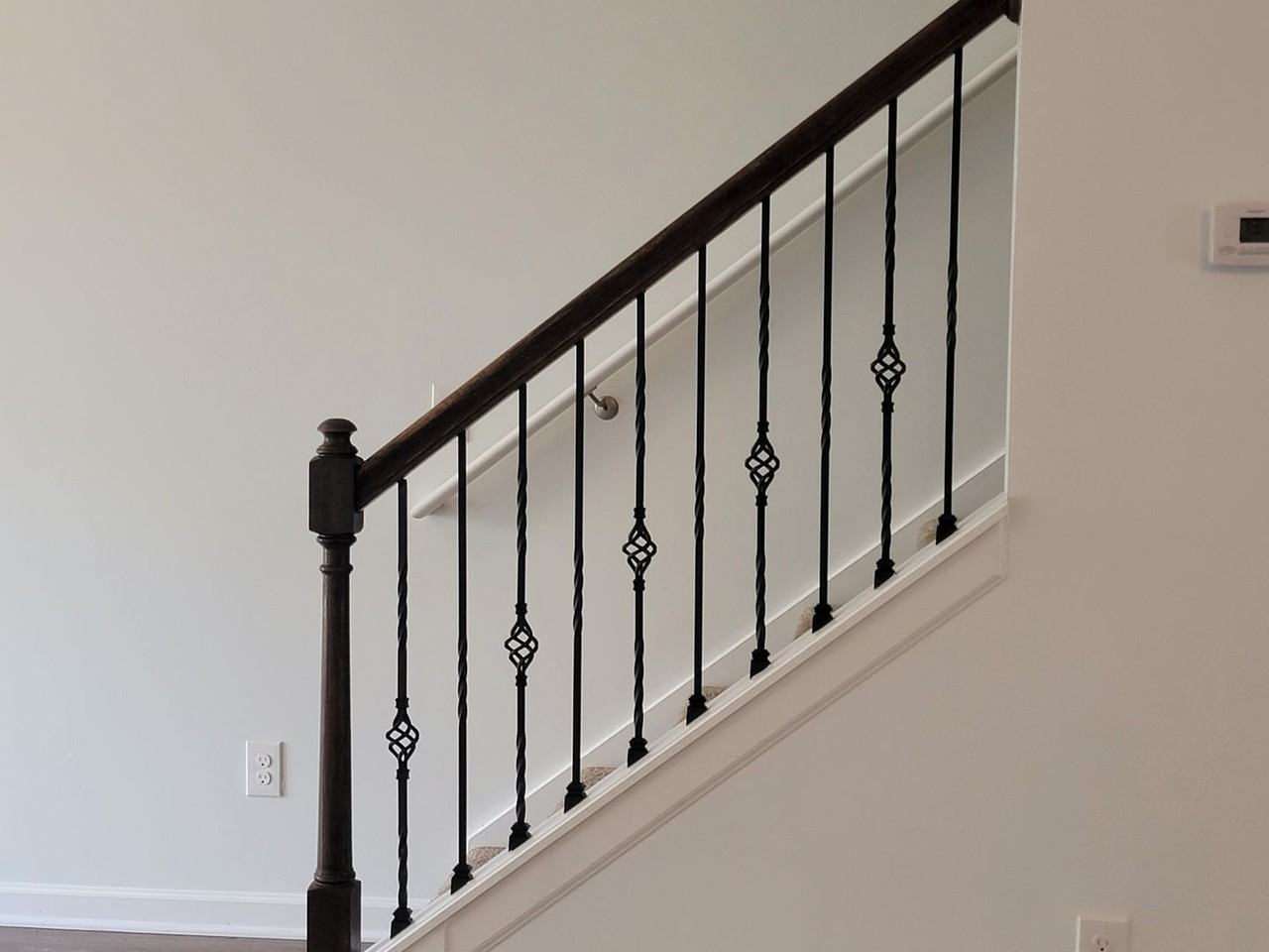 1576 Iris Walk - Photo 7 of 14