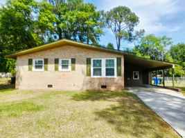 featured image of 7526 Bridgeman Dr