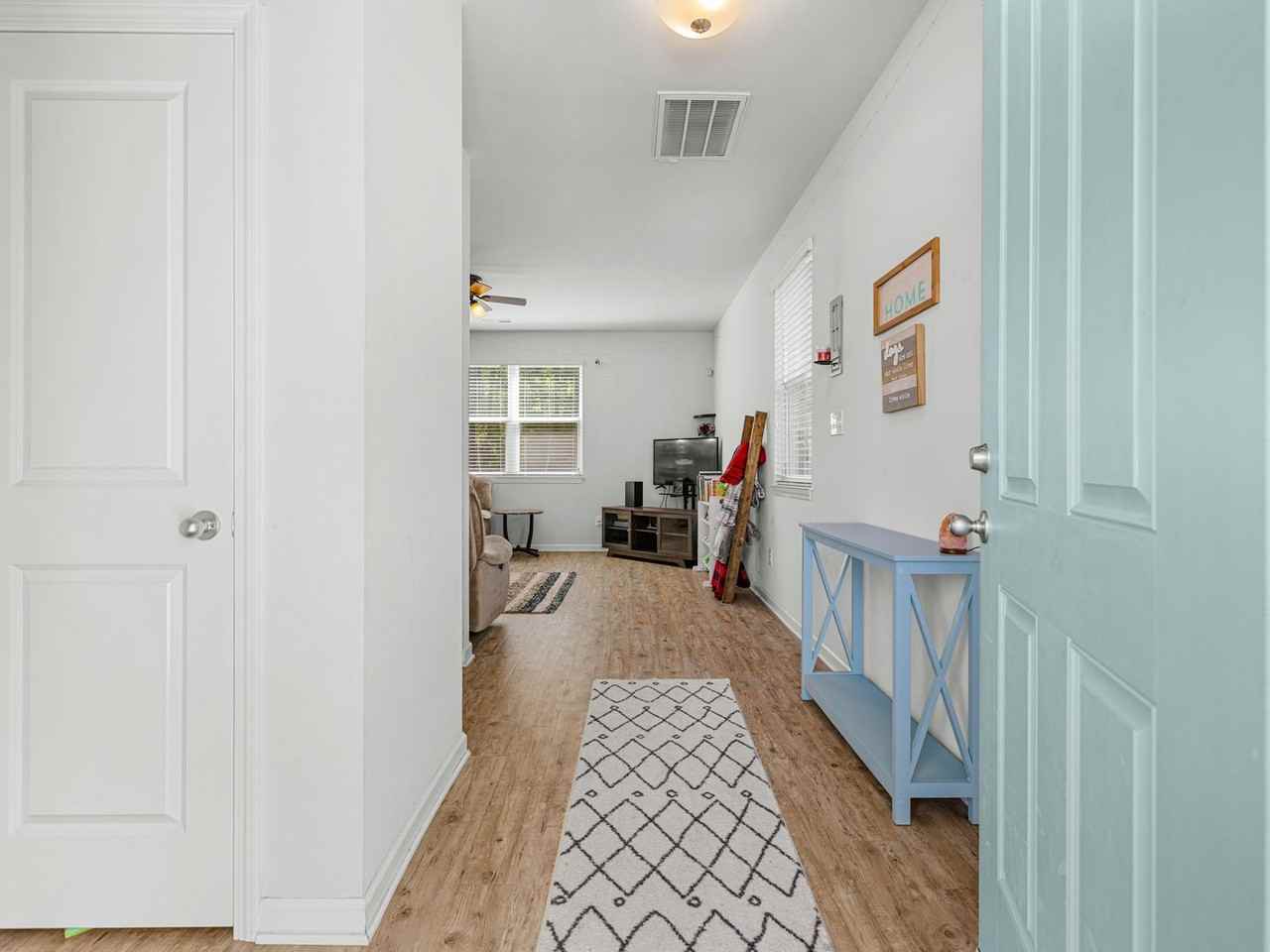 206 J Belton Ct - Photo 3 of 50