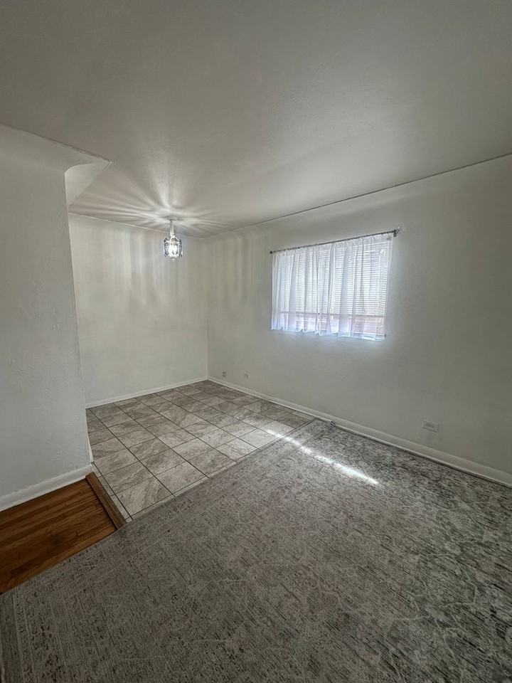 3670 Oneida St - Photo 2 of 14