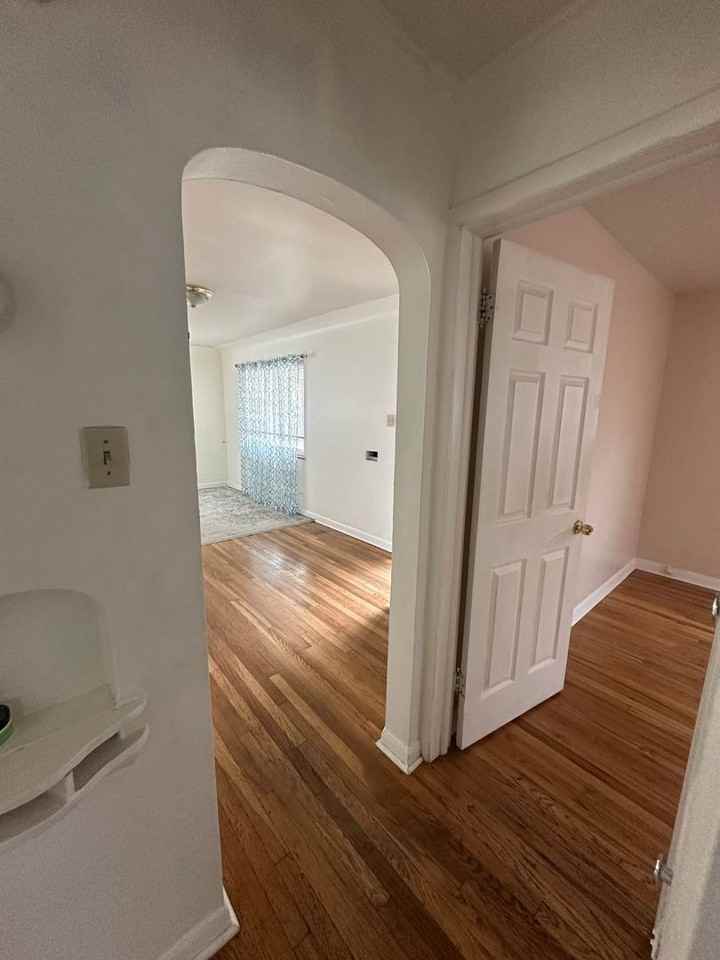 3670 Oneida St - Photo 3 of 14