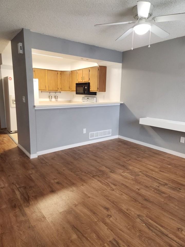 8746 Allison Dr #B - Photo 5 of 21