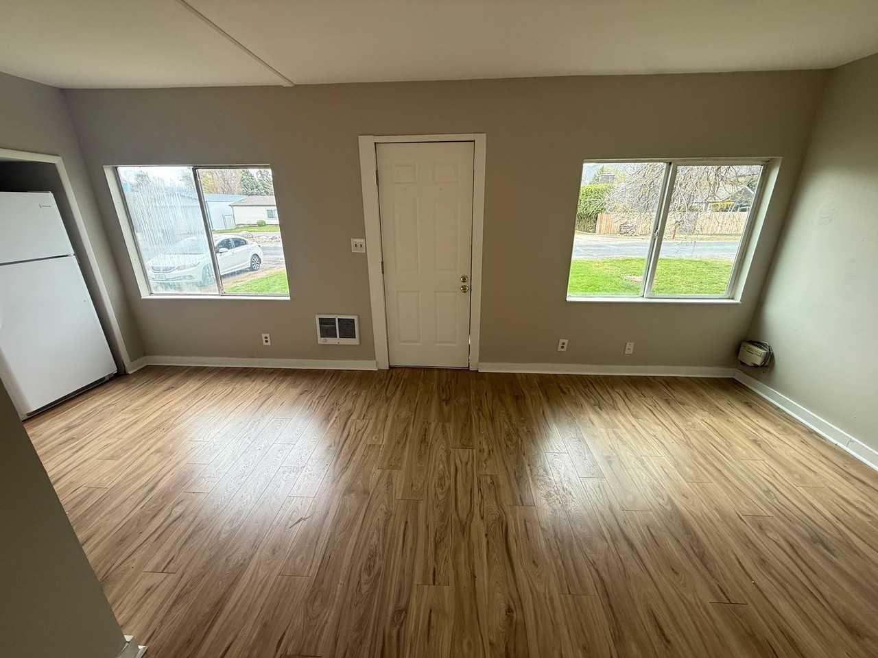 1700 Locust St - Photo 3 of 8