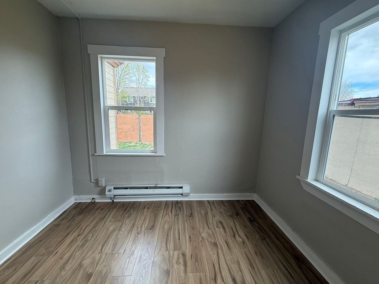 1700 Locust St - Photo 5 of 8