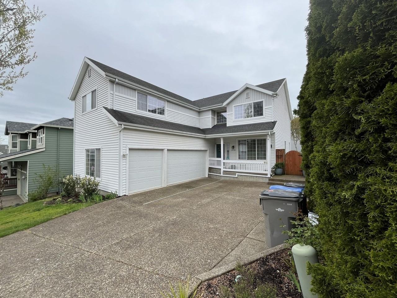 14199 Sw Tewkesbury Dr - Photo 2 of 50