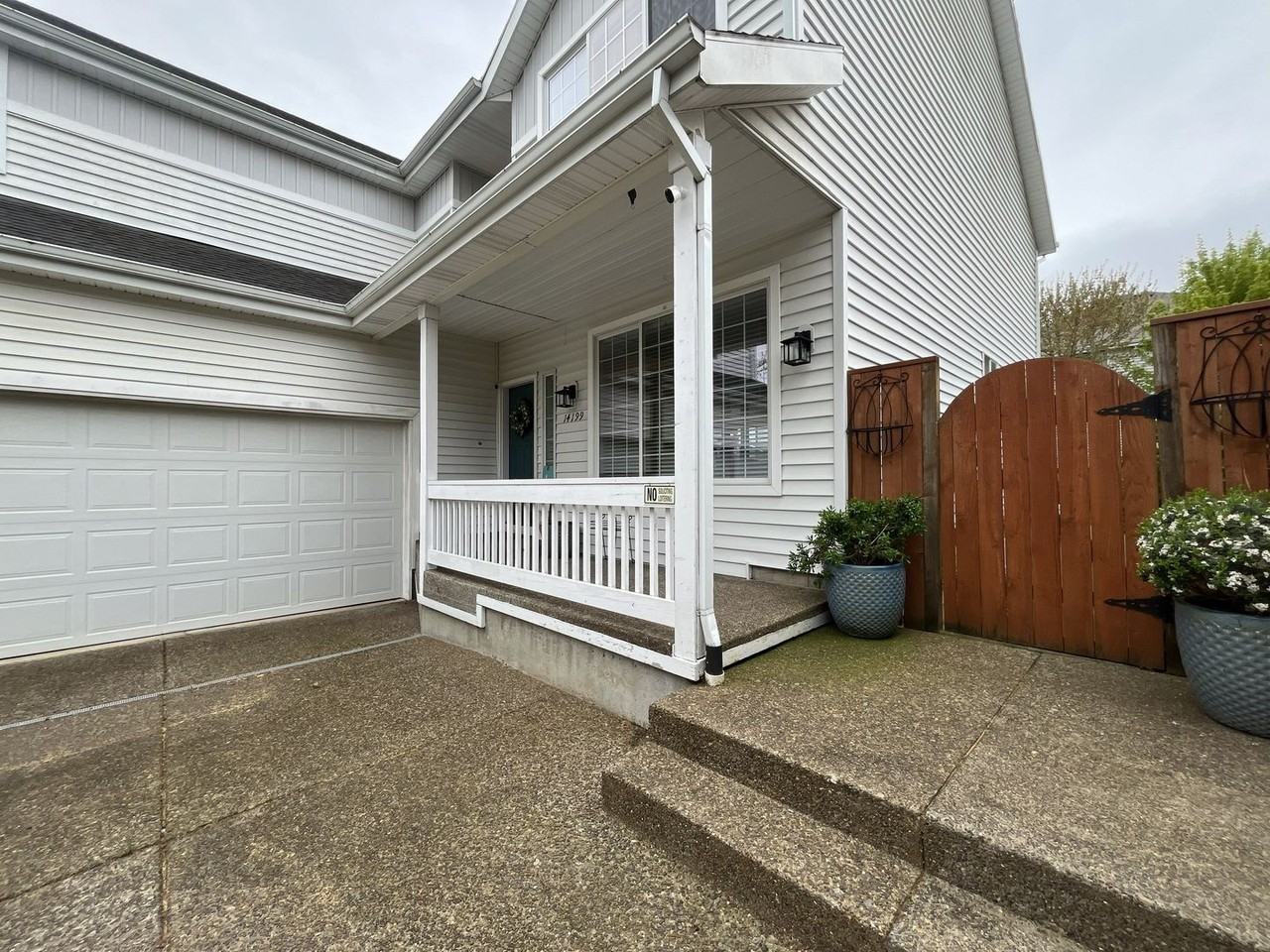 14199 Sw Tewkesbury Dr - Photo 4 of 50