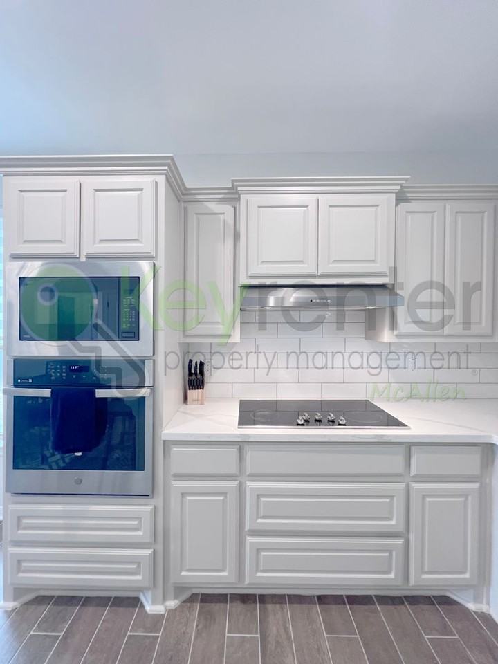 2609 N Rocky Rose Ave - Photo 3 of 43