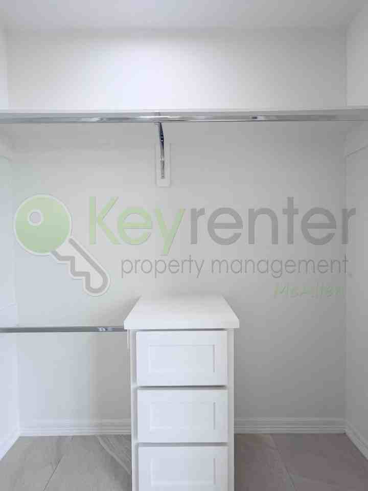 2705 Tassajara St - Photo 7 of 37