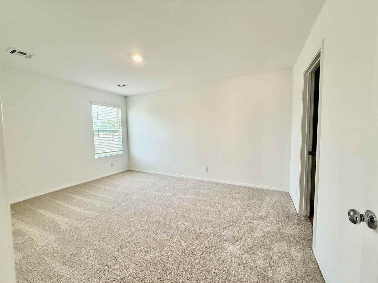 20785 Mckellop Dr - Photo 5 of 14