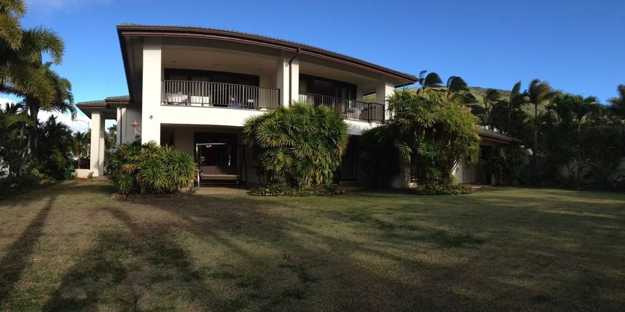 466 Portlock Rd - Photo 3 of 50