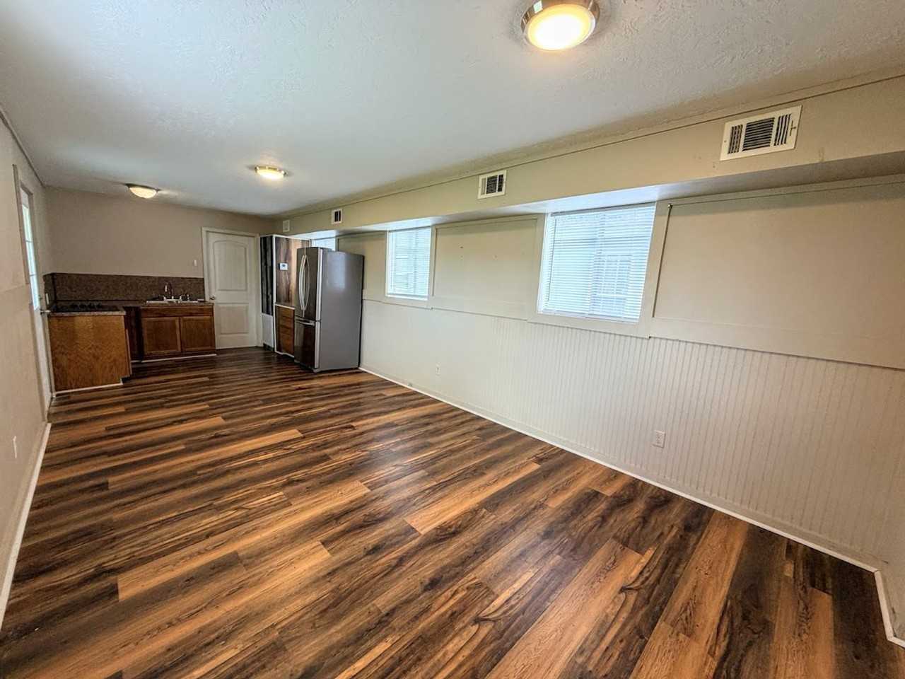 705 N Johnson St - Photo 2 of 10