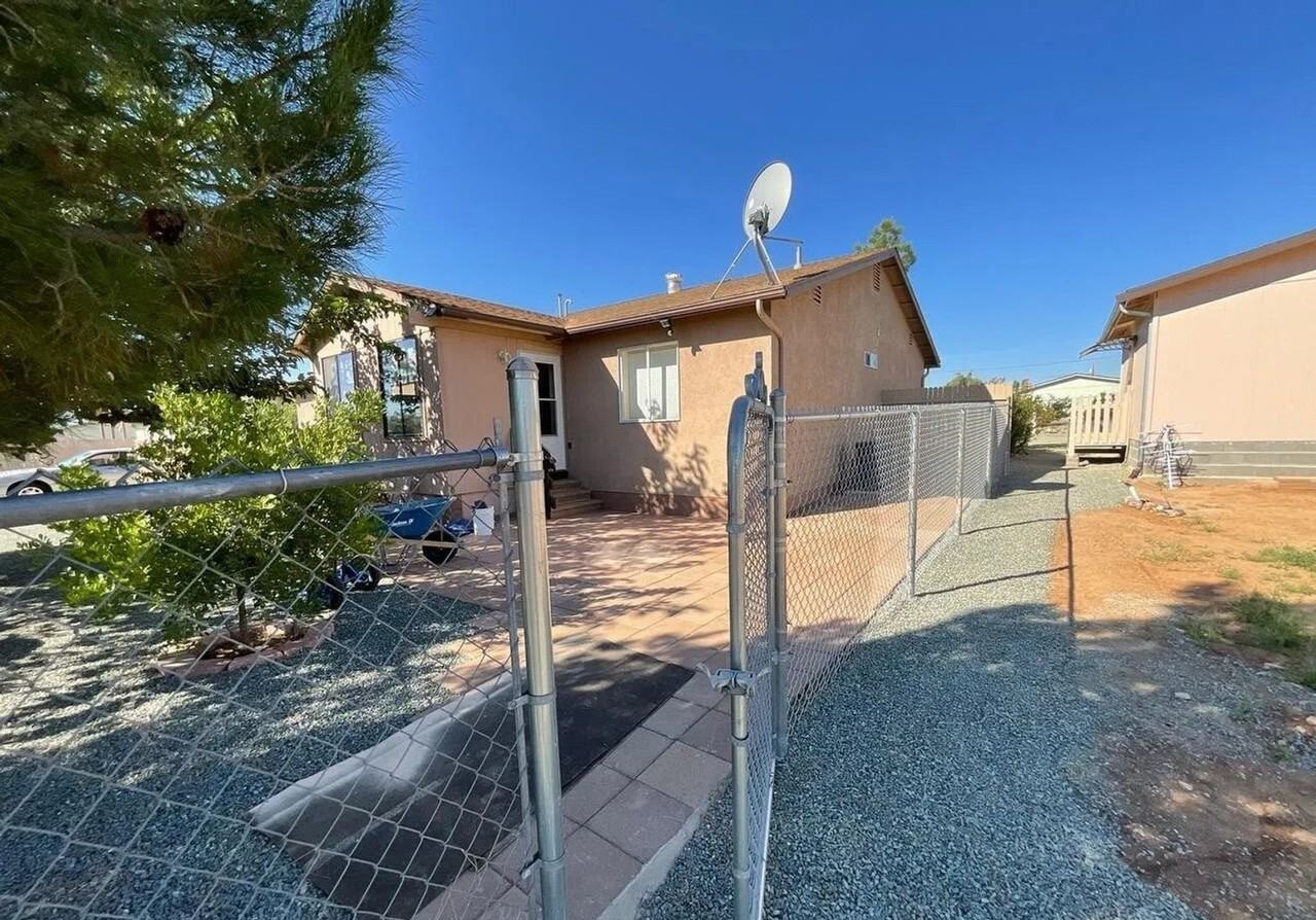 20140 E Mesa Verde Rd - Photo 3 of 3