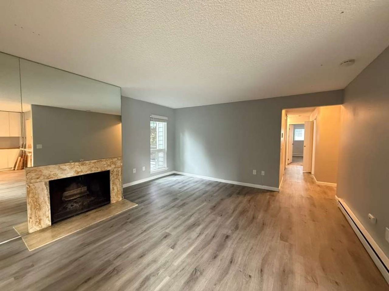 13739 15th Ave Ne - Photo 2 of 20