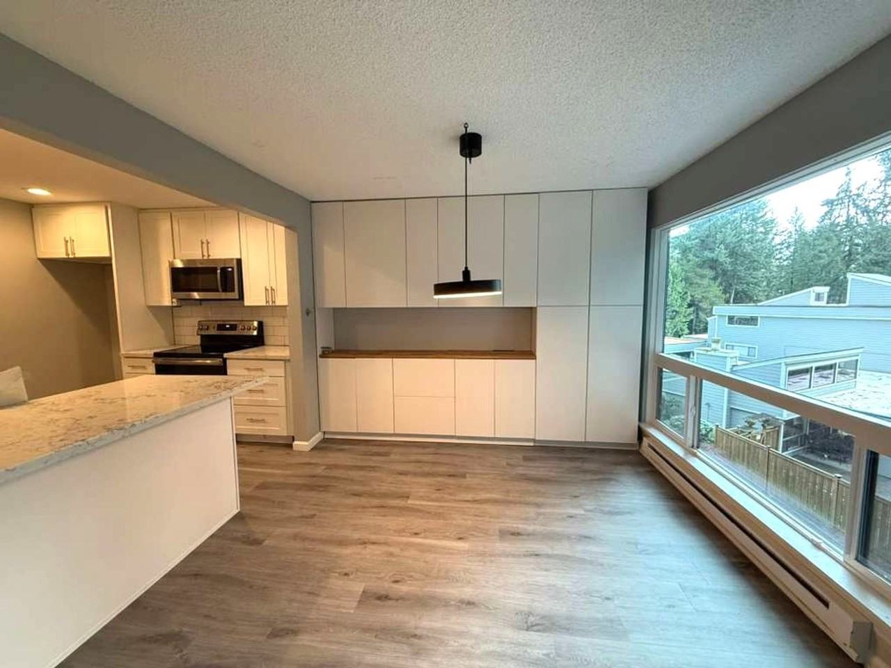 13739 15th Ave Ne - Photo 5 of 20