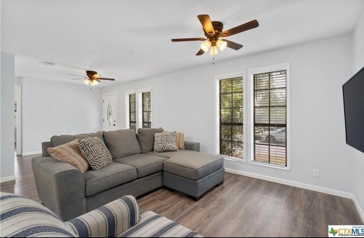 610 Vernon St - Photo 3 of 19