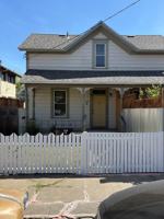 featured image of 214 Walnut St