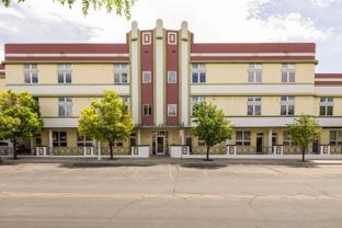 110 Richmond Dr Se - Photo 1 of 1