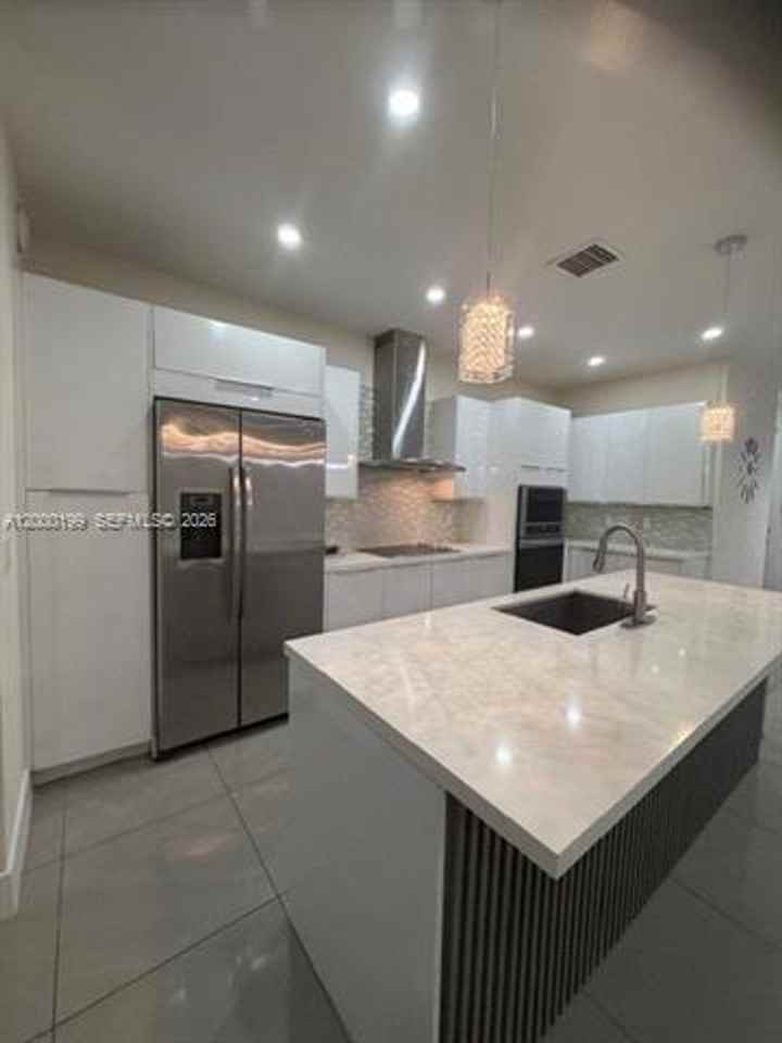 6434 Nw 104th Ct #6434 - Photo 2 of 10