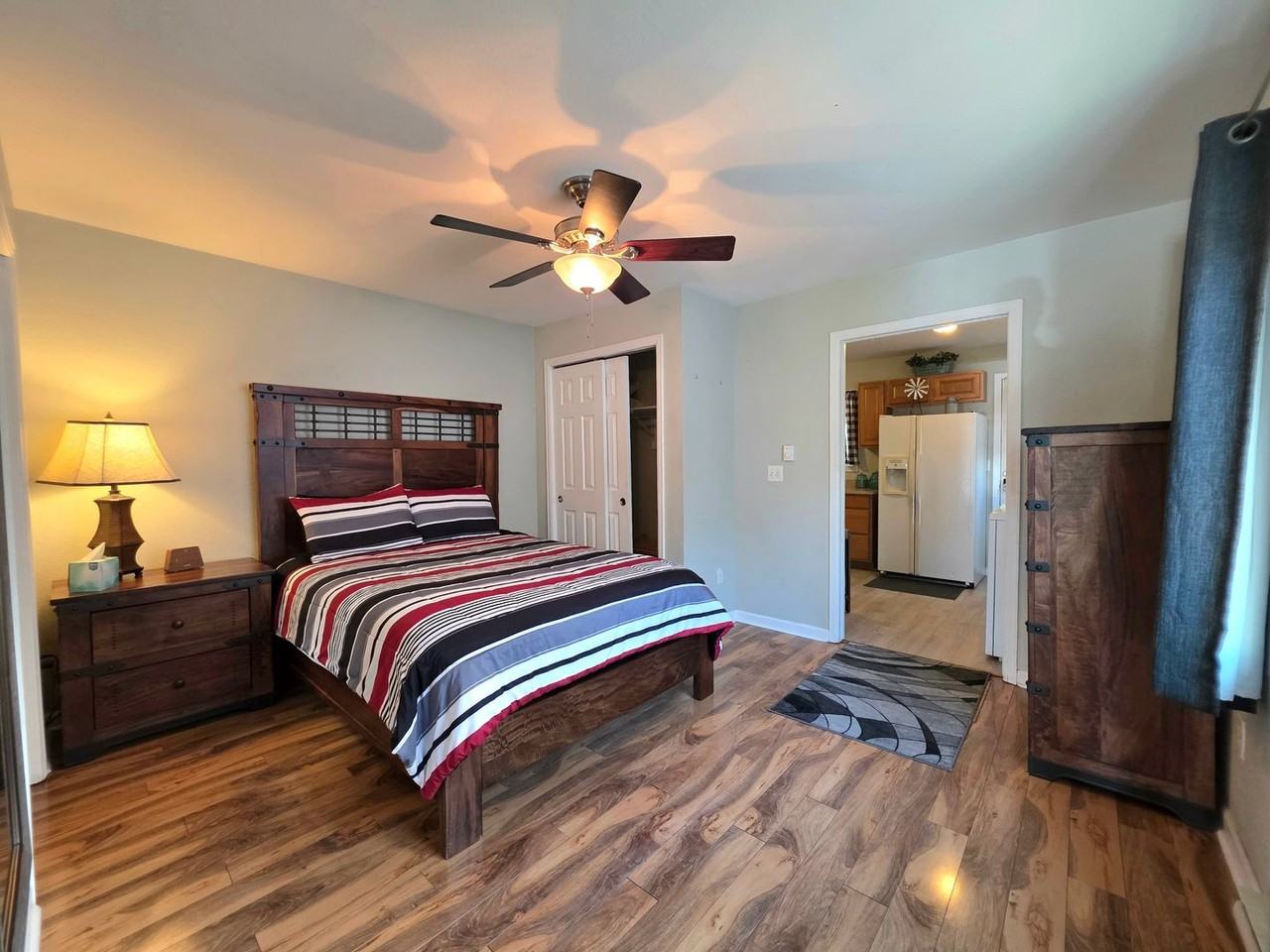 1234 Pine St - Photo 3 of 10