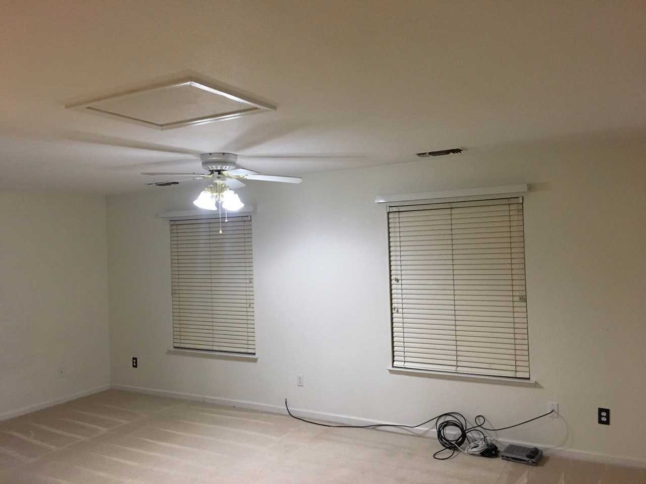 177 W Springer Dr - Photo 2 of 9