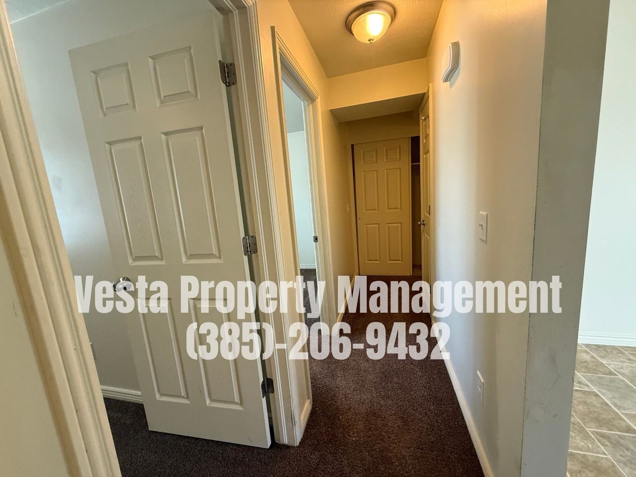 1050 Healy St #B - Photo 7 of 10