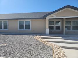 featured image of 2110 Clover Ln