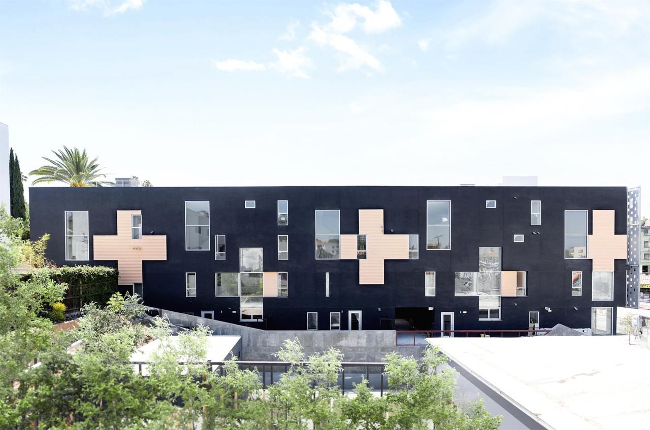 1313 Sunset Blvd - Photo 3 of 30