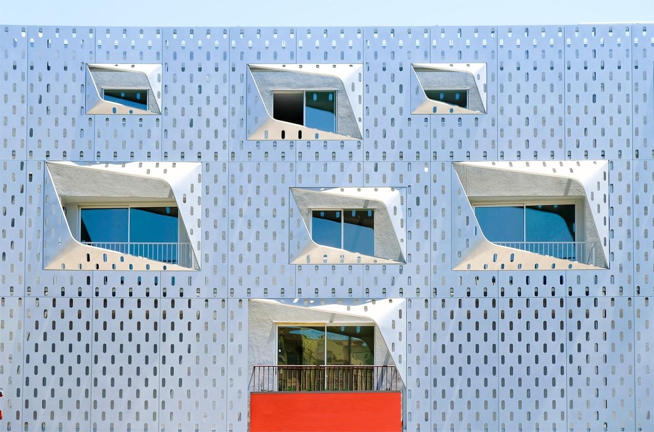 1313 Sunset Blvd - Photo 5 of 30