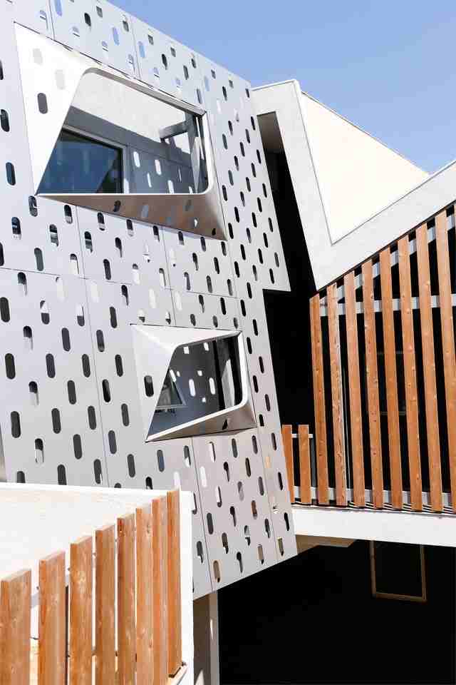 1313 Sunset Blvd - Photo 6 of 30