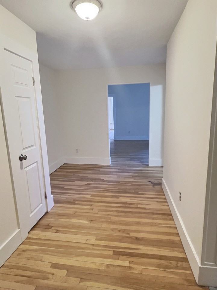 1386 Beacon Street - Photo 7 of 25