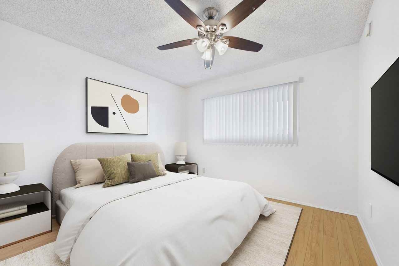 6743 Whitsett Avenue - Photo 6 of 22