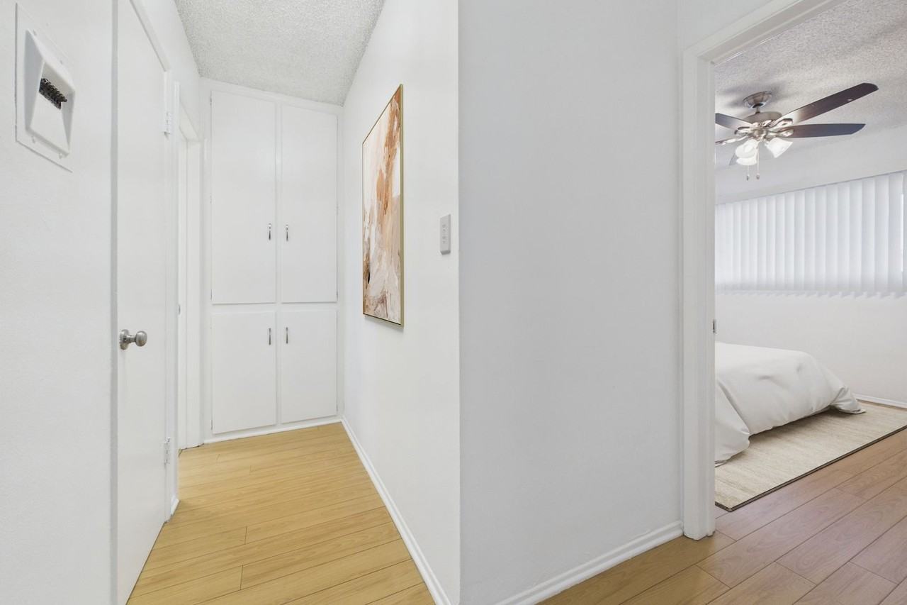 6743 Whitsett Avenue - Photo 7 of 22