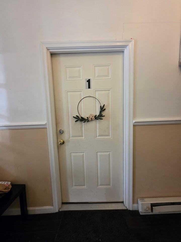1609 Mount Vernon Street - Photo 3 of 11