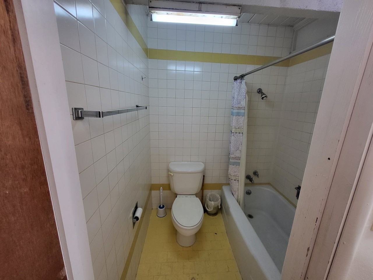 340 6th Street - Photo 4 of 10