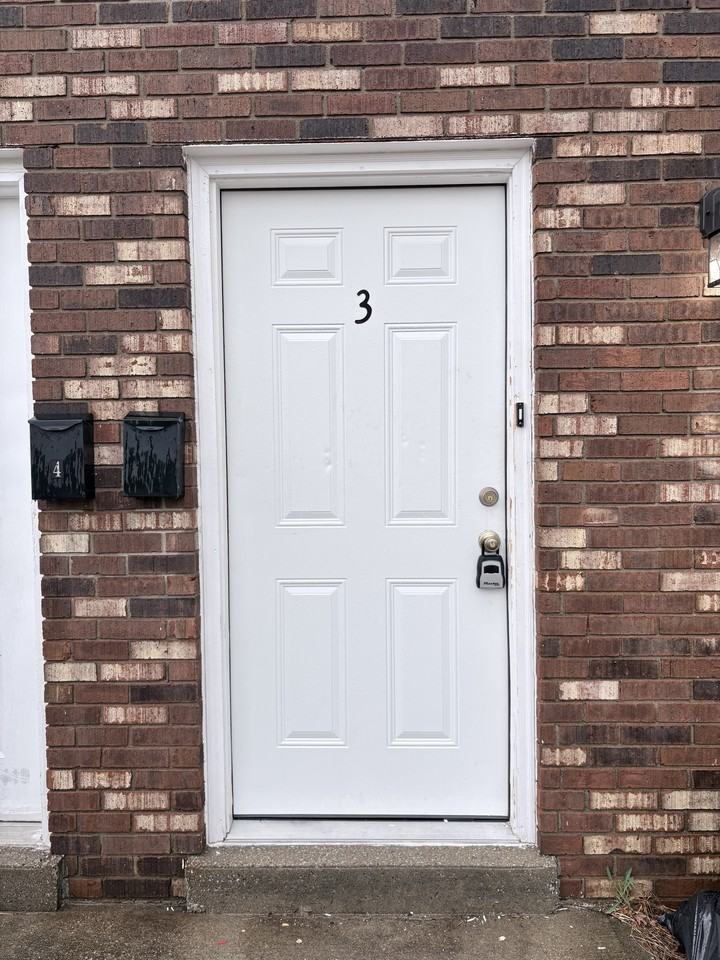 427 Harrodswood Rd #3 - Photo 2 of 9