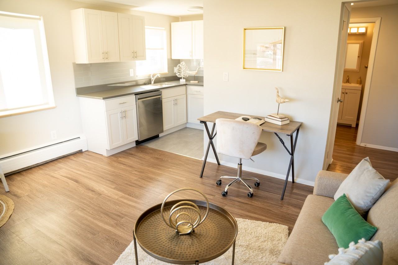 Sunset Park Apartments - Photo 3 of 50