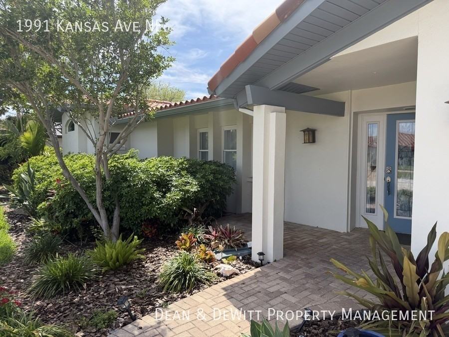 1991 Kansas Ave Ne - Photo 3 of 34