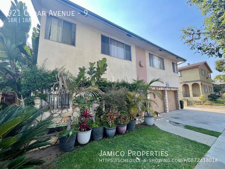 921 Cedar Ave #9 - Photo 3 of 20