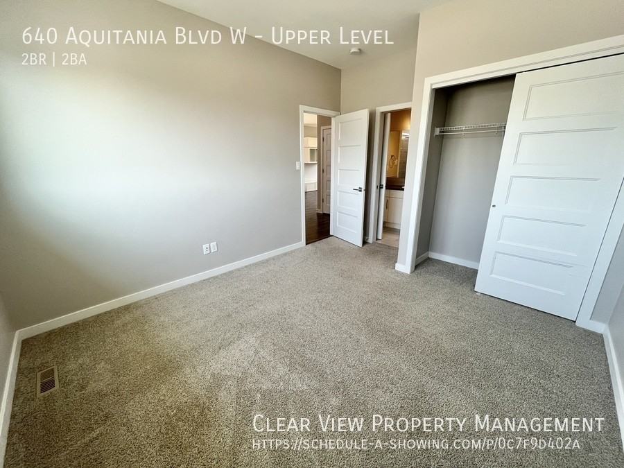 640 Aquitania Blvd W - Photo 5 of 20