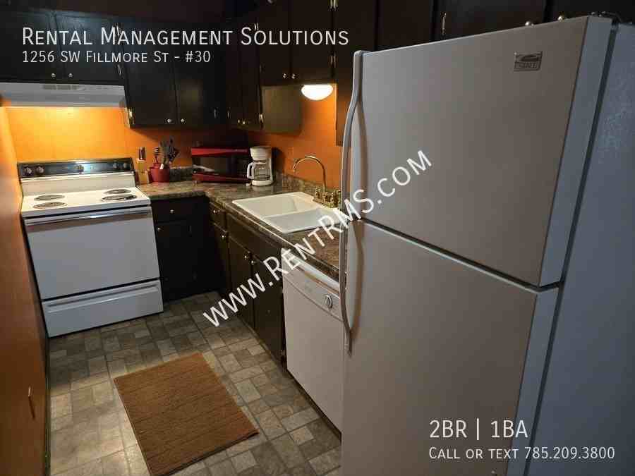 1256 Sw Fillmore St #30 - Photo 2 of 10