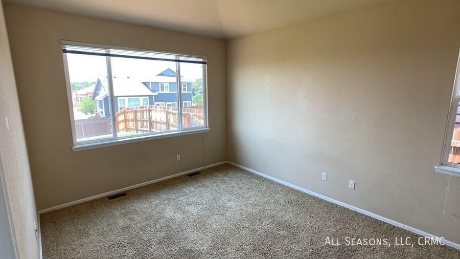 5236 Renault Ct - Photo 5 of 11