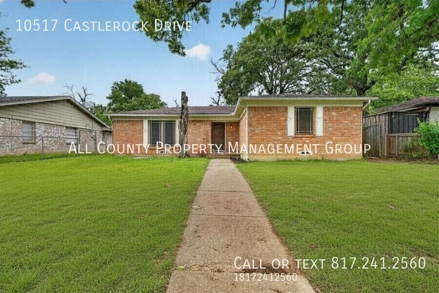 10517 Castlerock Dr