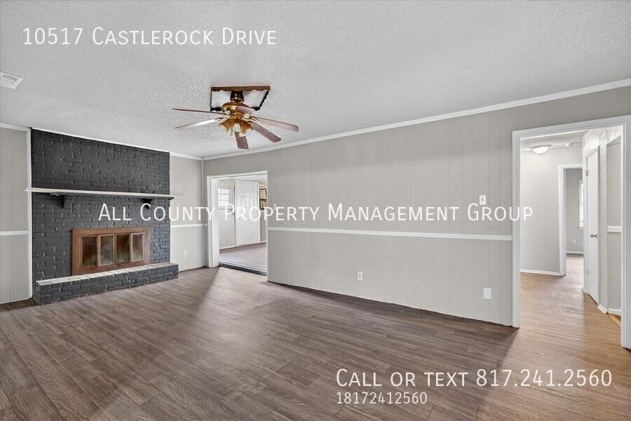 10517 Castlerock Dr - Photo 3 of 20