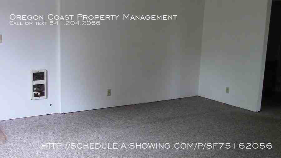 3940 Evergreen Ave #6 - Photo 3 of 8