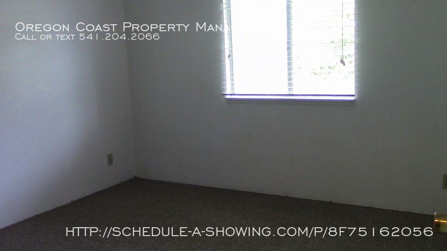 3940 Evergreen Ave #6 - Photo 6 of 8