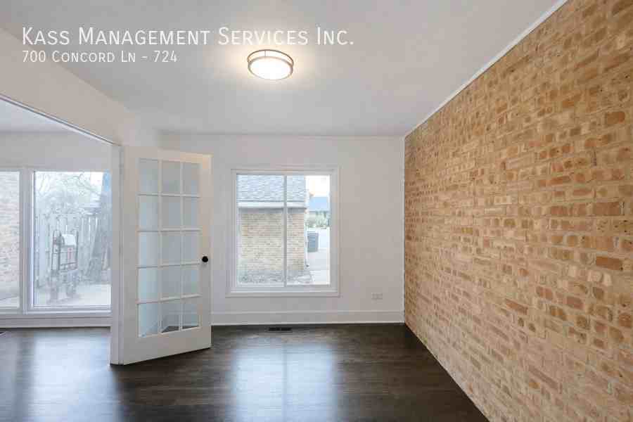 700 Concord Ln #724 - Photo 6 of 17