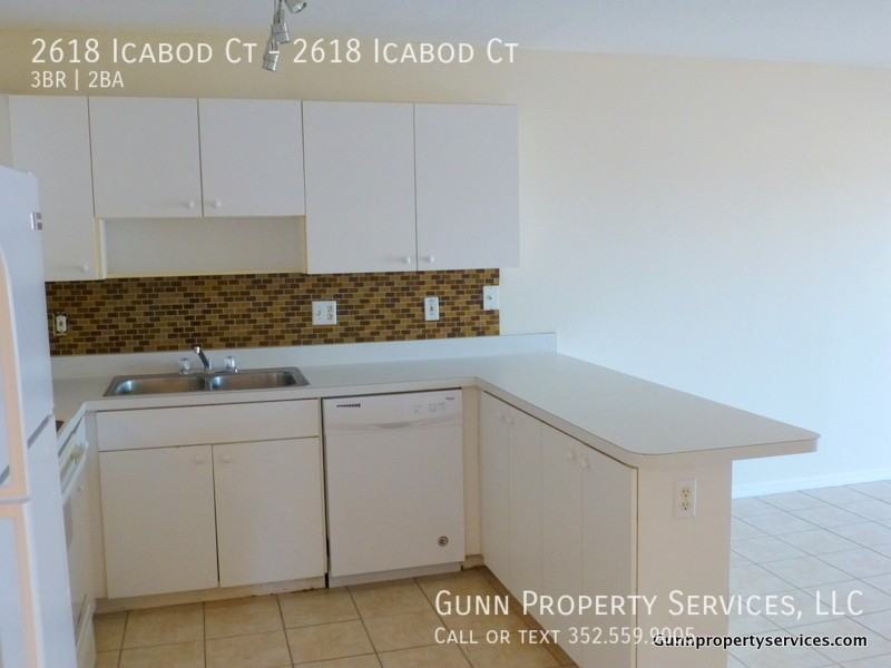 2618 Icabod Ct - Photo 2 of 13