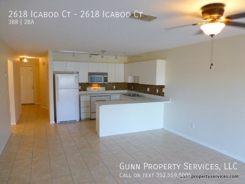 2618 Icabod Ct - Photo 3 of 13