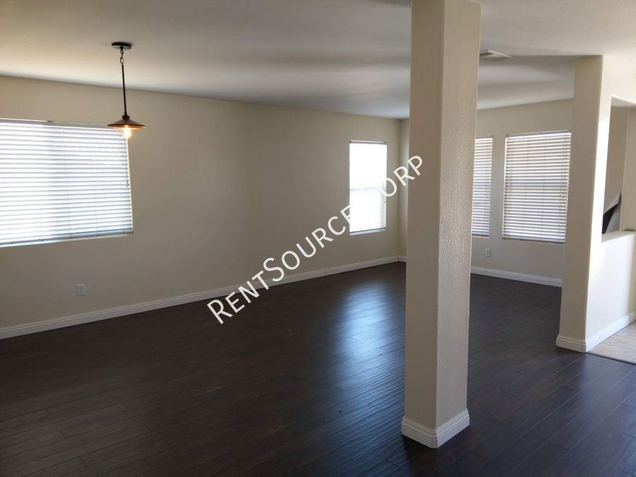 6419 Viking Way - Photo 3 of 22