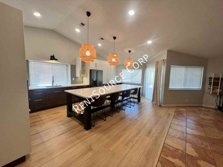 40739 Via Nuevo - Photo 7 of 31